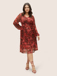 Pocketed Ruched Floral Print Dress