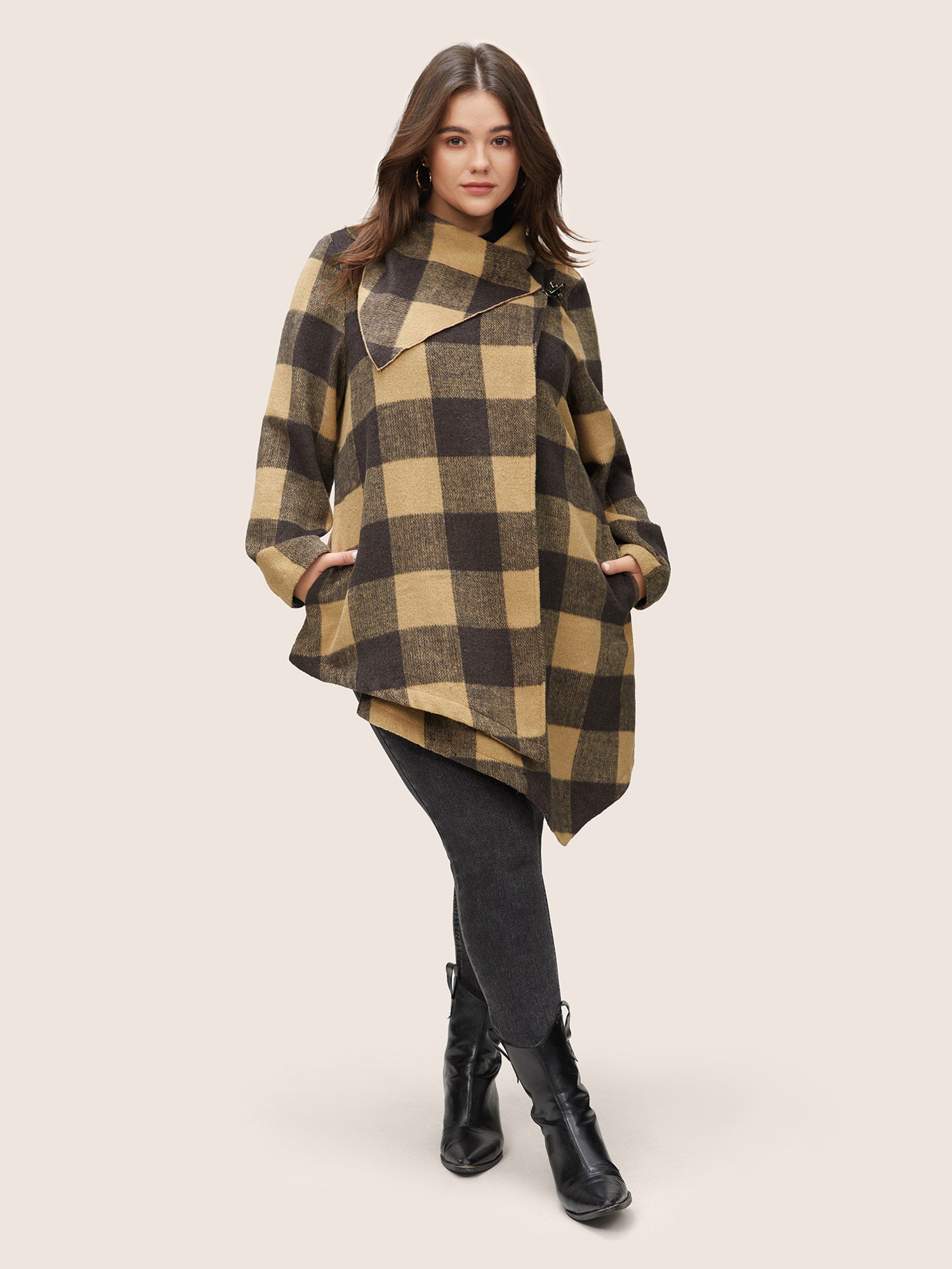 

Plus Size Women Dailywear Plaid Asymmetrical Pocket Casual Coats BloomChic, Dark brown