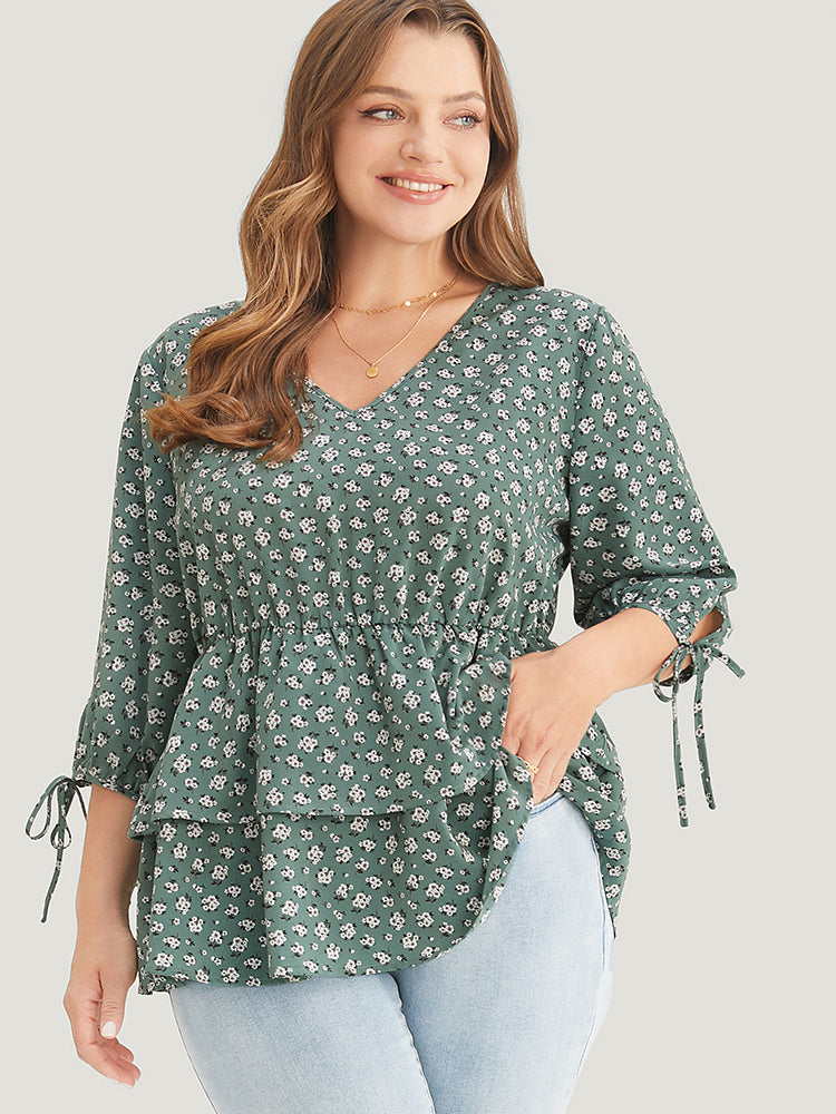 

Plus Size Women Dailywear Ditsy Floral Ruffles Lantern Sleeve Three Quater Length Sleeve V Neck Elegance Blouses BloomChic, Green