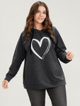 Heart Print Drop Shoulder Pocket Drawstring Hooded Sweatshirt