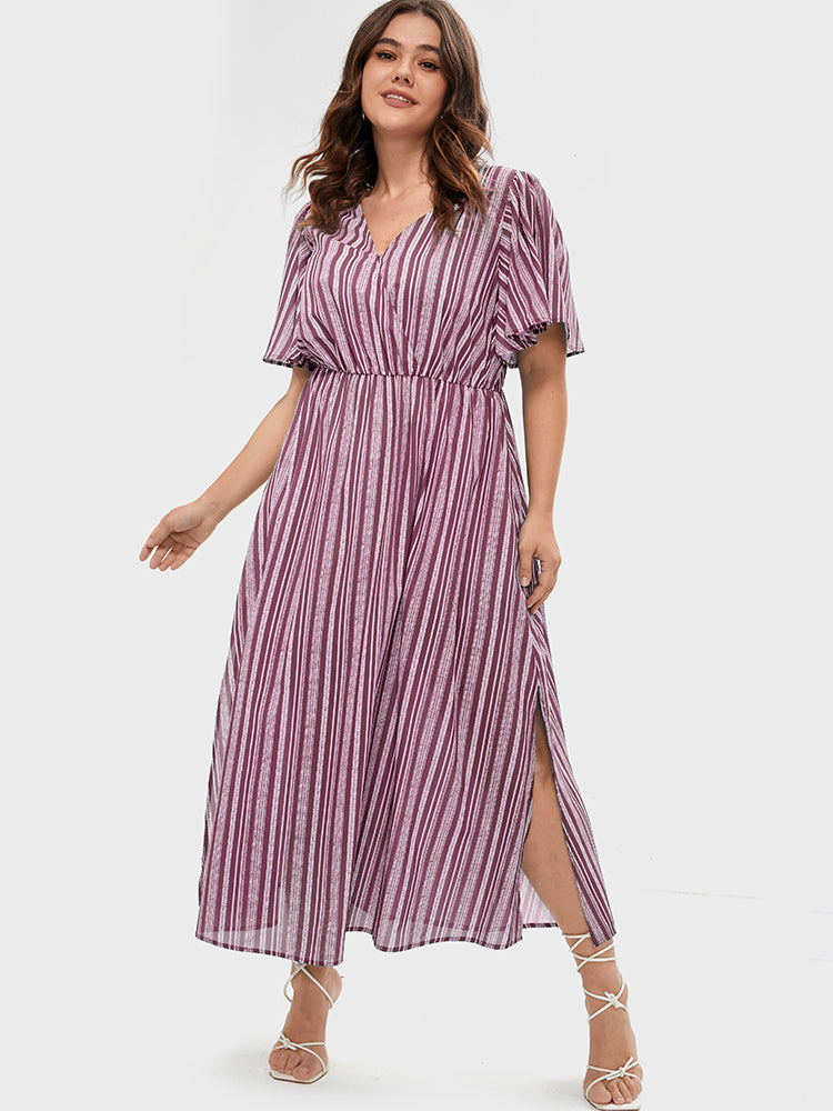 

Plus Size Women Dailywear Striped Printed Ruffle Sleeve Short Sleeve V Neck Pocket Vacation Dresses BloomChic, Dusty pink