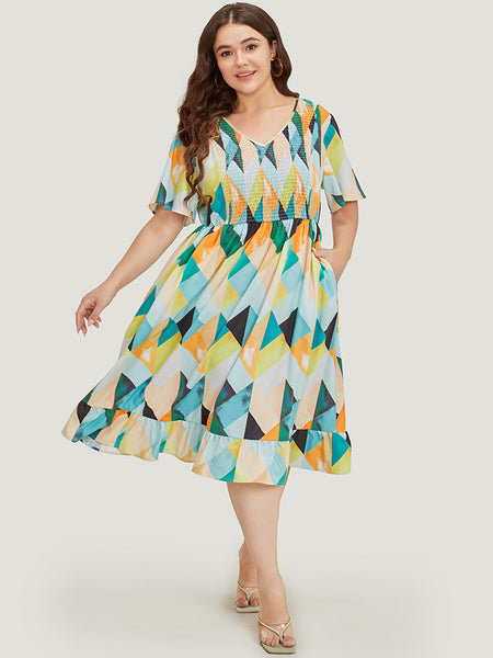 Geometric Print Shirred Pocketed Dress With Ruffles