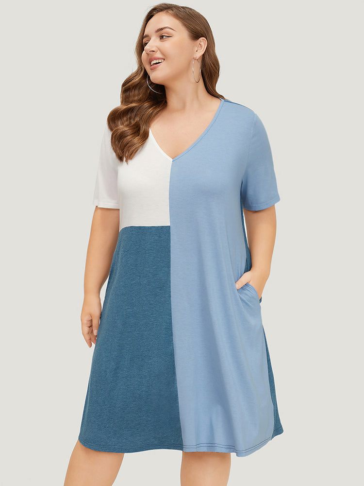 

Plus Size Women Dailywear Colorblock Ruffles Regular Sleeve Short Sleeve V Neck Pocket Casual Dresses BloomChic, Multicolor