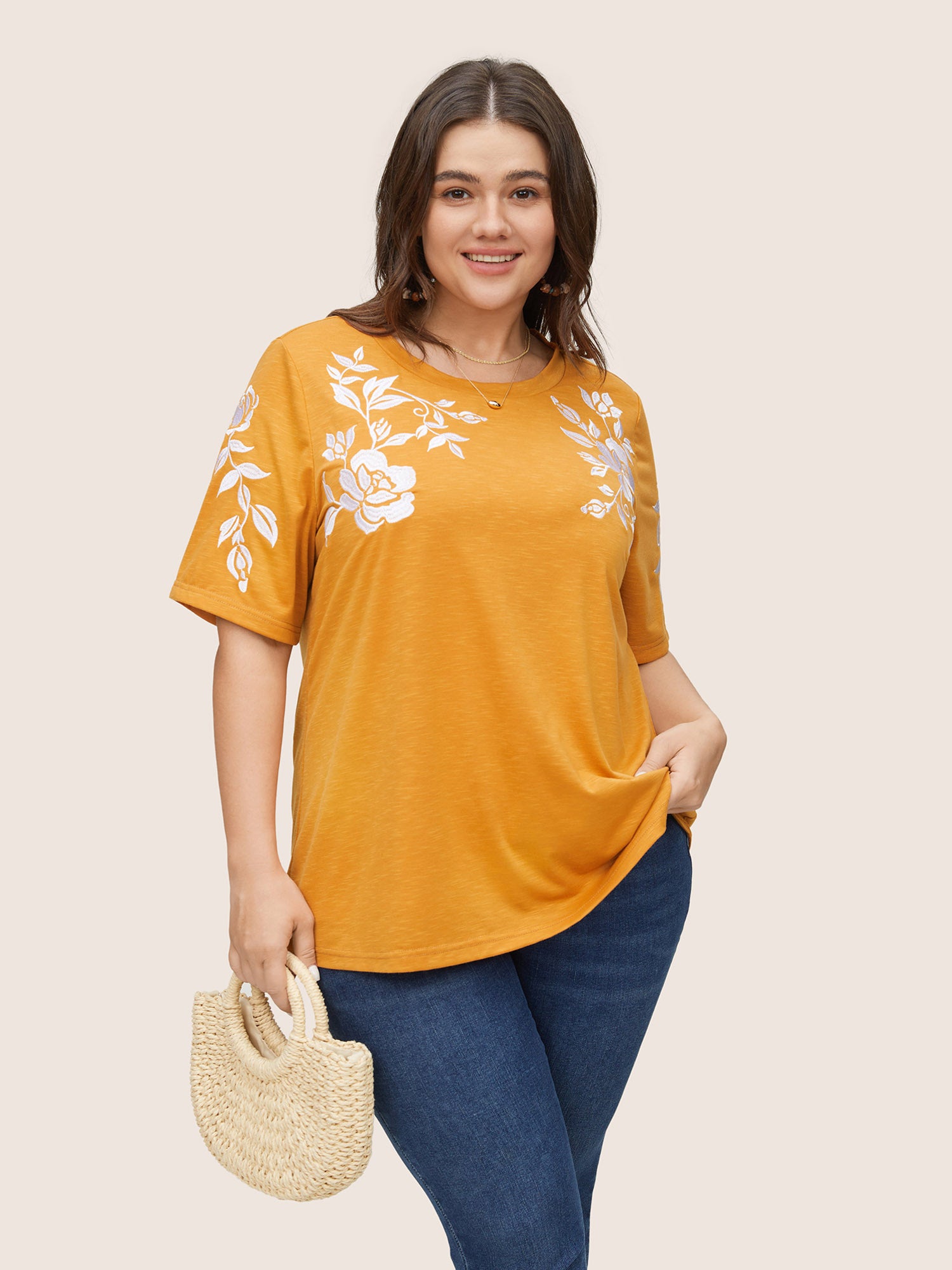 

Plus Size Women Vacation Floral Contrast Regular Sleeve Short sleeve Round Neck Resort T-shirts BloomChic, Yellow