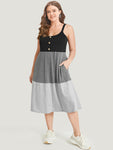 Pocketed Tiered Dress by Bloomchic Limited