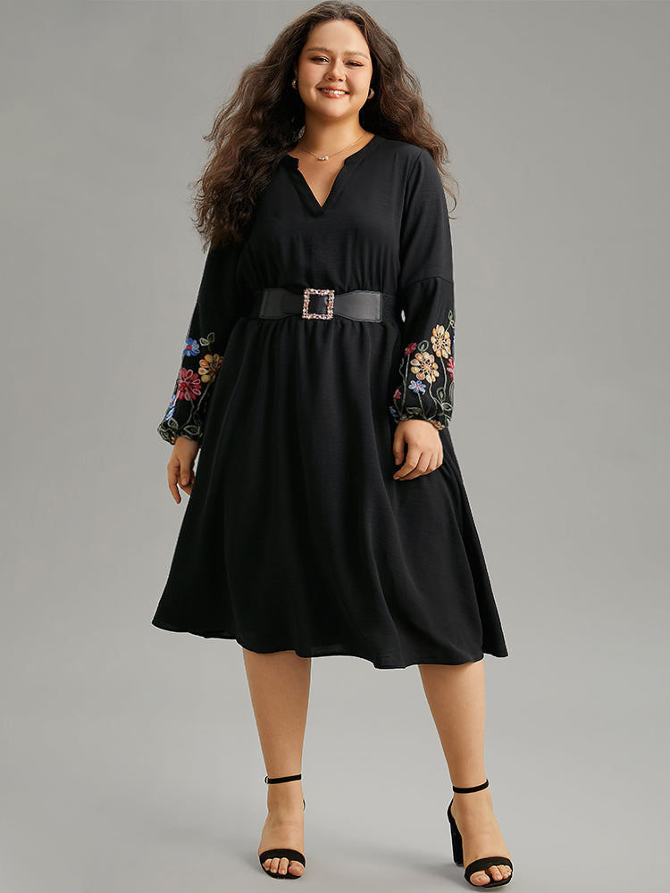 

Plus Size Women Dailywear Ditsy Floral Elastic cuffs Lantern Sleeve Long Sleeve Notched Pocket Elegance Dresses BloomChic, Black