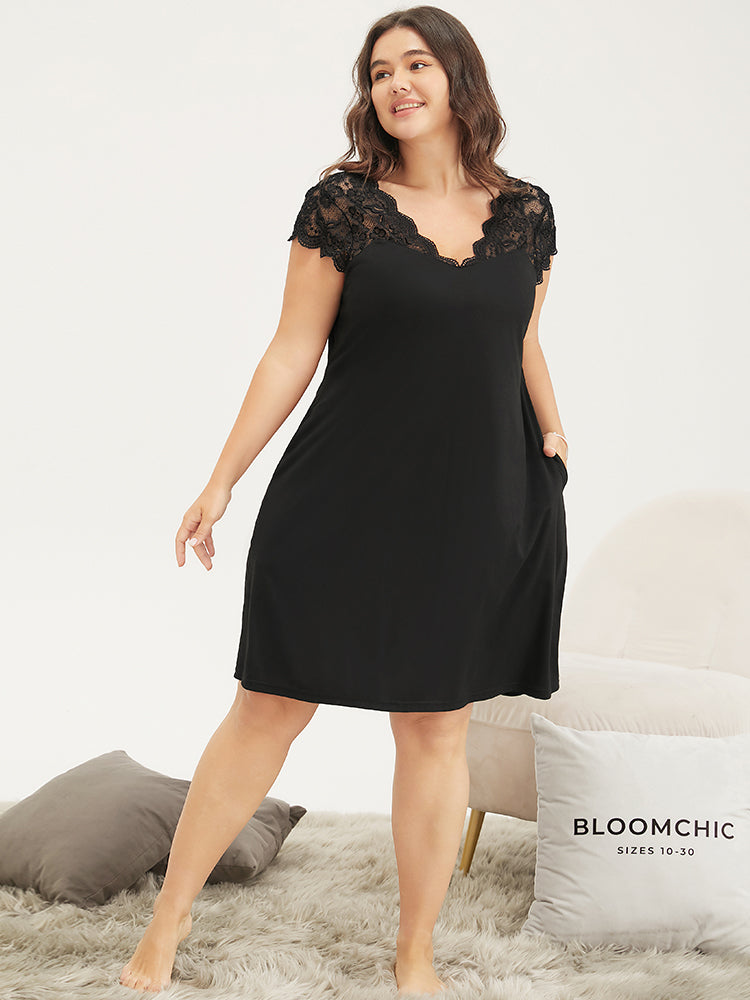 

Plain Contrast Lace Scalloped Trim Pocket Sleep Dress BloomChic, Black