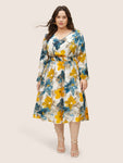 Elasticized Waistline Floral Print Shirred Pocketed Dress