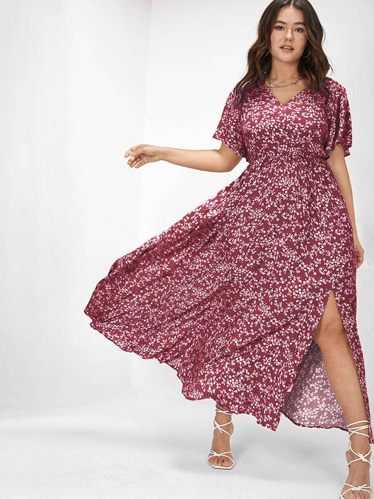 

Plus Size Women Dailywear Ditsy Floral Printed Ruffle Sleeve Half Sleeve V Neck Pocket Elegance Dresses BloomChic, Raspberry