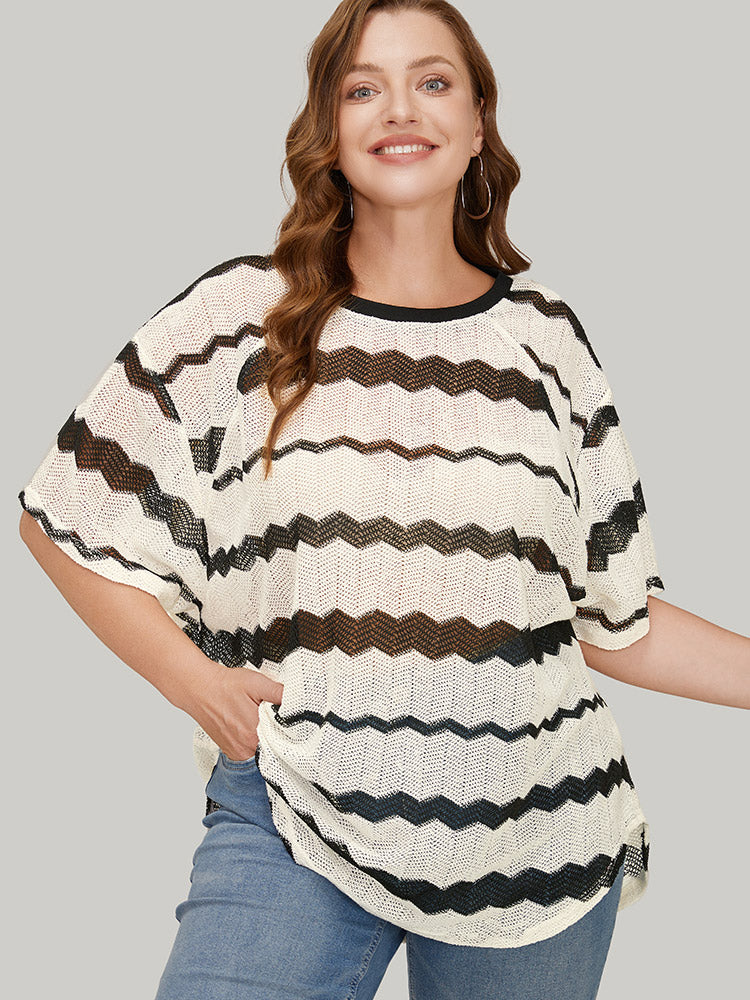 

Plus Size Women Dailywear Striped Arc Hem Raglan Sleeve Short Sleeve Round Neck Casual T-shirts BloomChic, Apricot