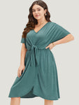 V-neck Wrap Pocketed Dress With a Bow(s)
