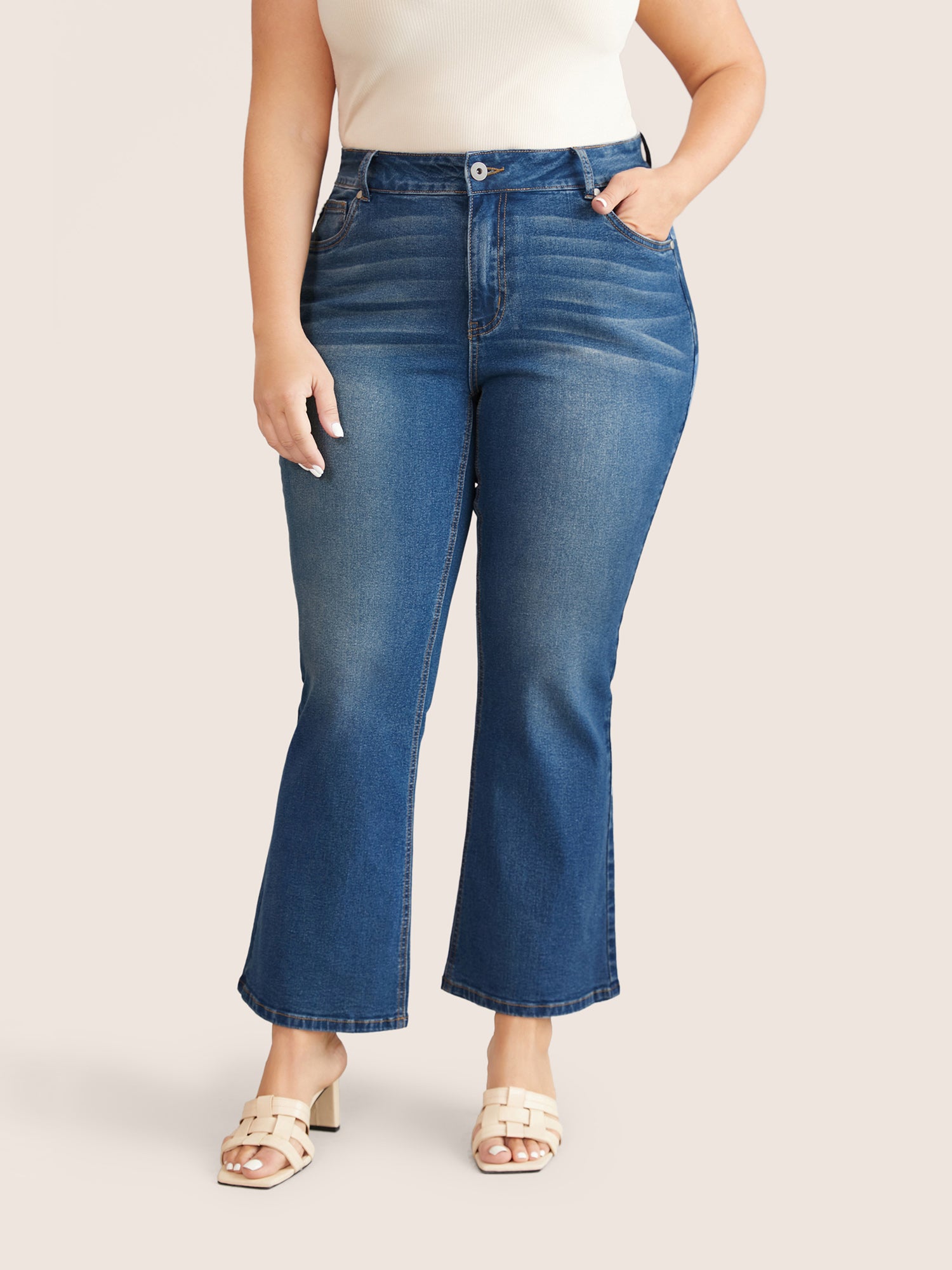 

Plus Size Women Everyday Non High stretch Flare Leg Medium Wash Casual Jeans BloomChic, Blue