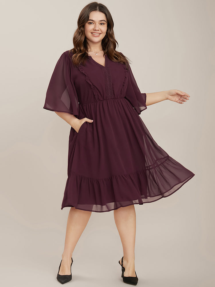 

Plus Size Women Going out Plain Gathered Ruffle Sleeve Half Sleeve V Neck Pocket Glamour Dresses BloomChic, Burgundy