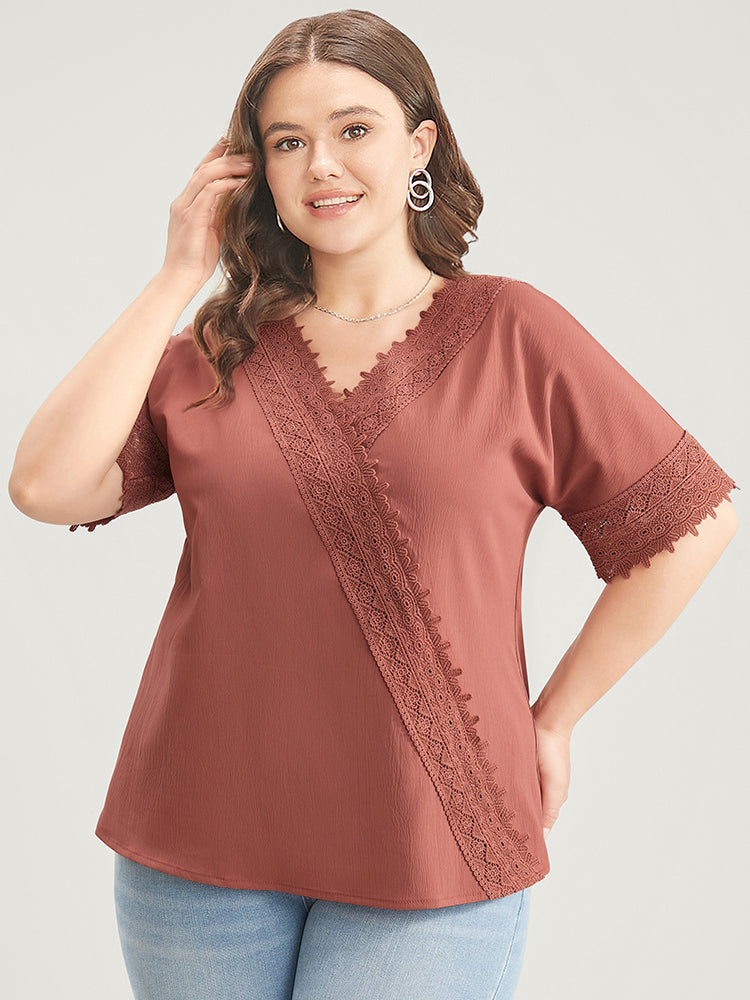 

Plus Size Women Dailywear Plain Regular Sleeve Short Sleeve V Neck Elegance Blouses BloomChic, Russet