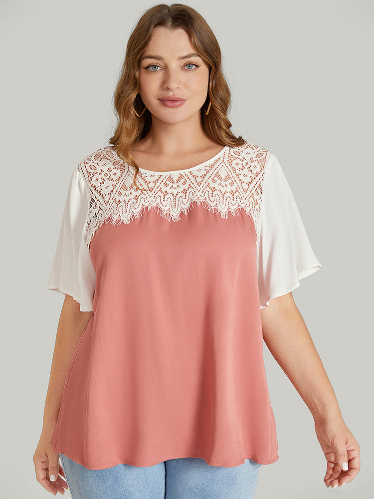 

Plus Size Women Dailywear Plain Contrast Ruffle Sleeve Short Sleeve Round Neck Elegance Blouses BloomChic, Dusty pink