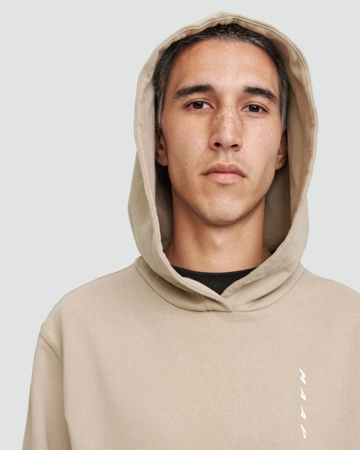 Evade Hoodie Taupe | MAAP