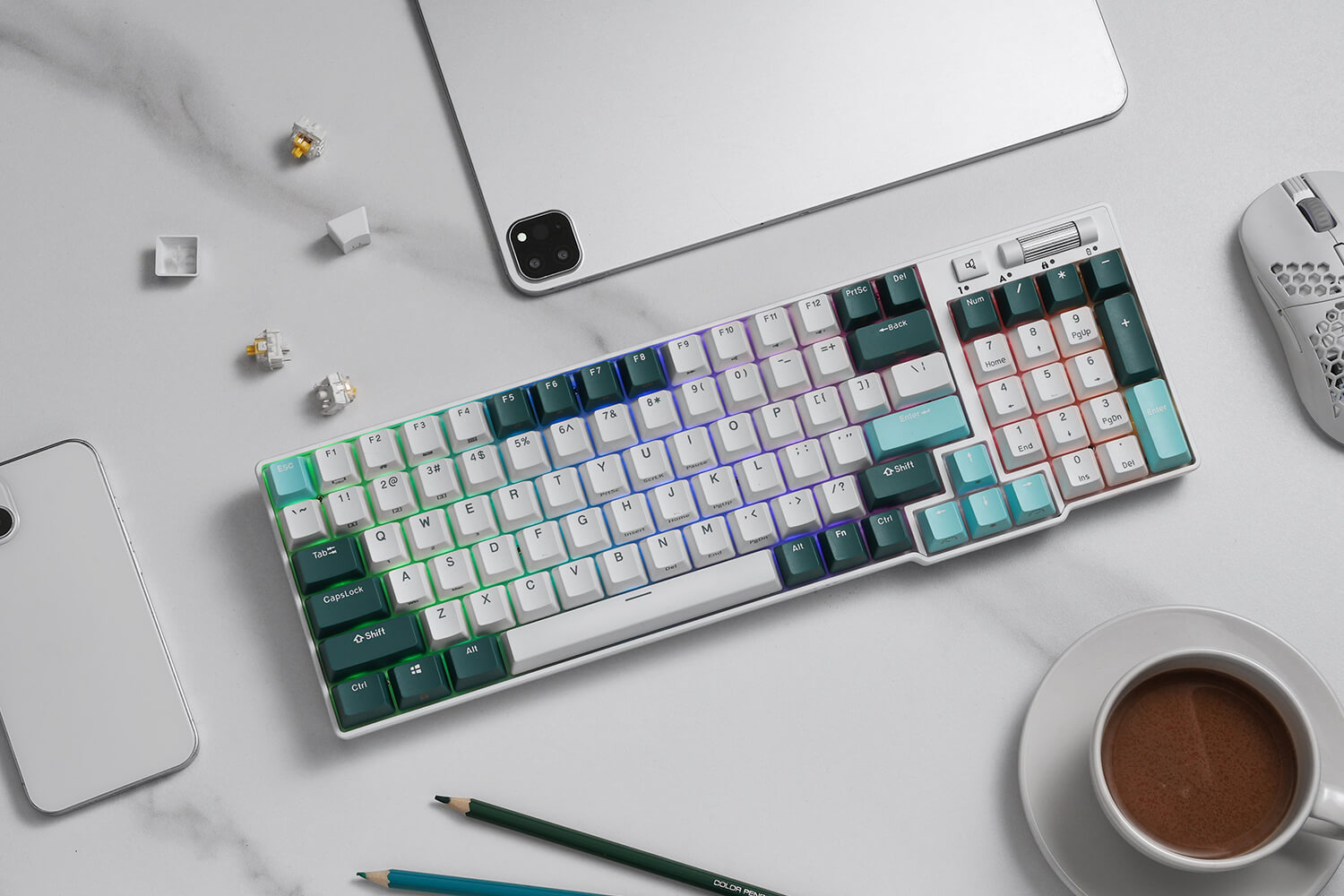 hot swappable mechanical keyboard