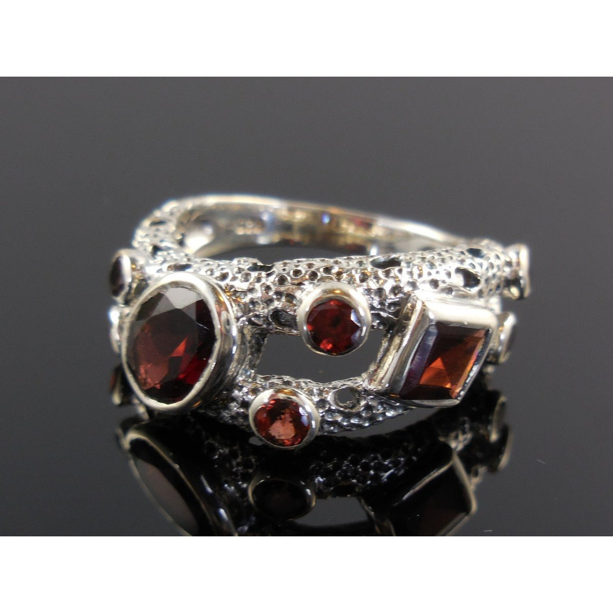 Garnet 8-Stone Sterling Silver Ring - Size 7.5