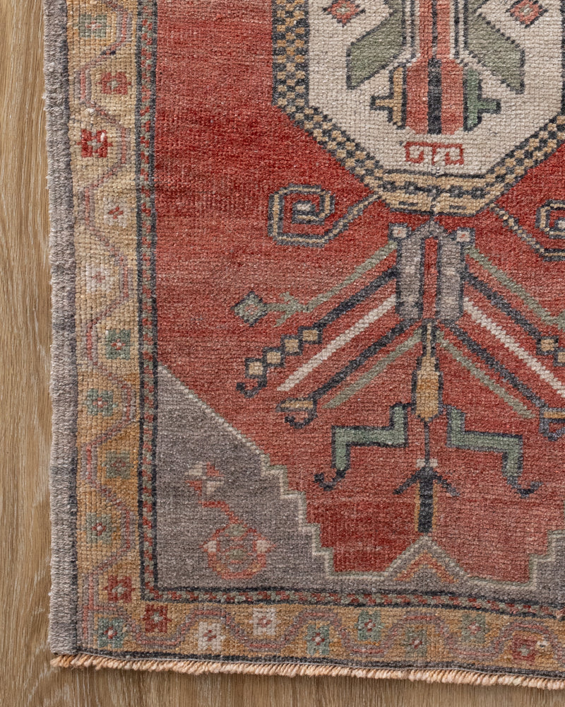 ASHBY (3 X 5) – The Vintage Rug Shop