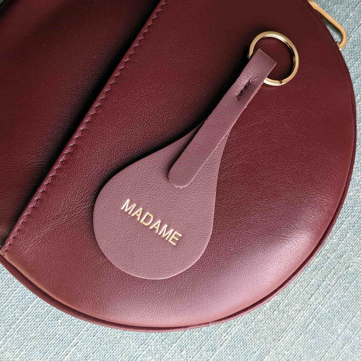 Leather keychain Madame - nostalgia rose - French Address
