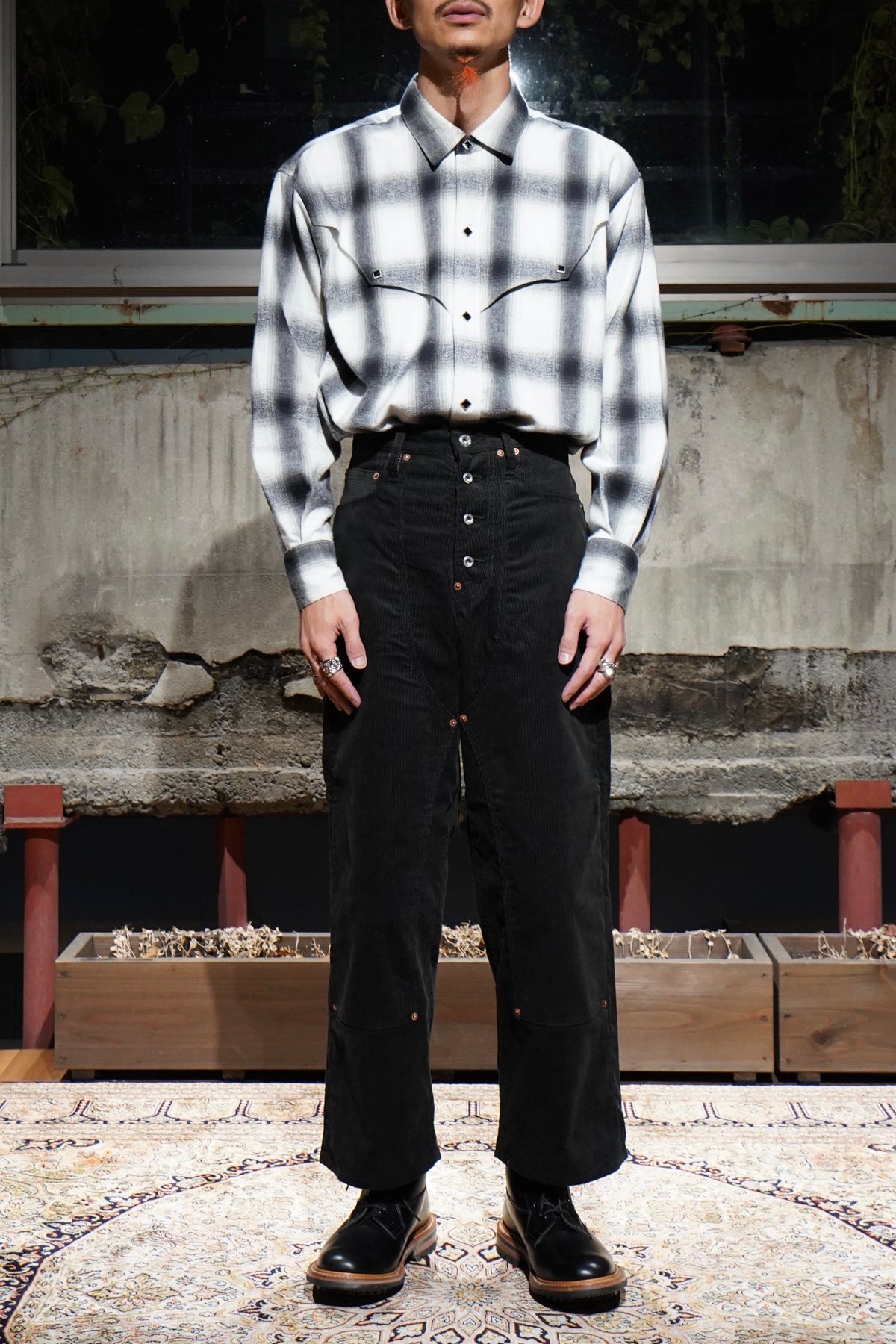 SUGARHILL(シュガーヒル)のCORDUROY DOUBLE KNEE DENIM PANTS(BLACK