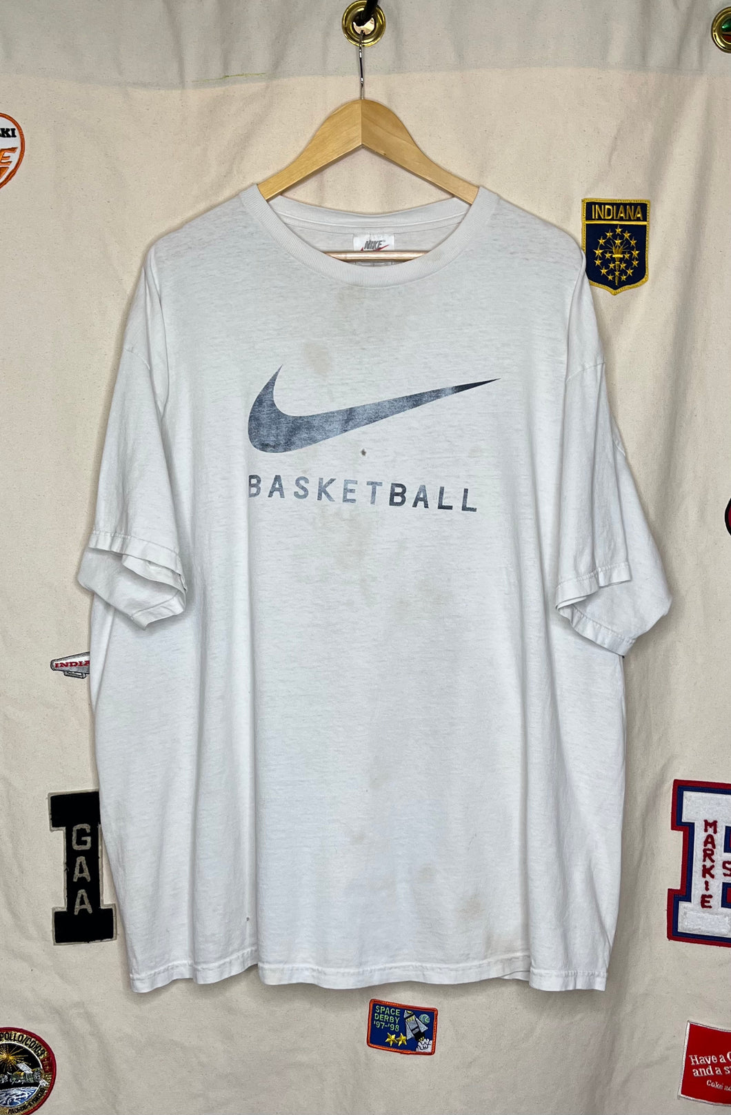 kalligrafie richting verzekering Nike Basketball Stained T-Shirt: XXL – Philthy Vintage Clothing