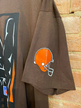 Load image into Gallery viewer, Cleveland Browns Chill Peace Sign T-Shirt: XXL

