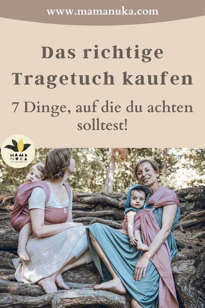 2 Frauen mit Babys im Tragetuch unterhalten sich