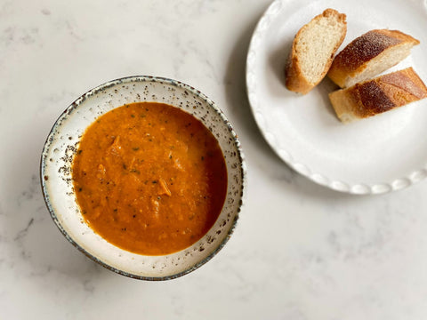 Creamy-vegan-roasted tomato-and-basil-soup-recipe