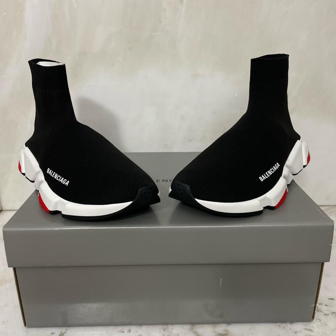 Balenciaga Speed Trainer Triple Black  485625W05G01000  US