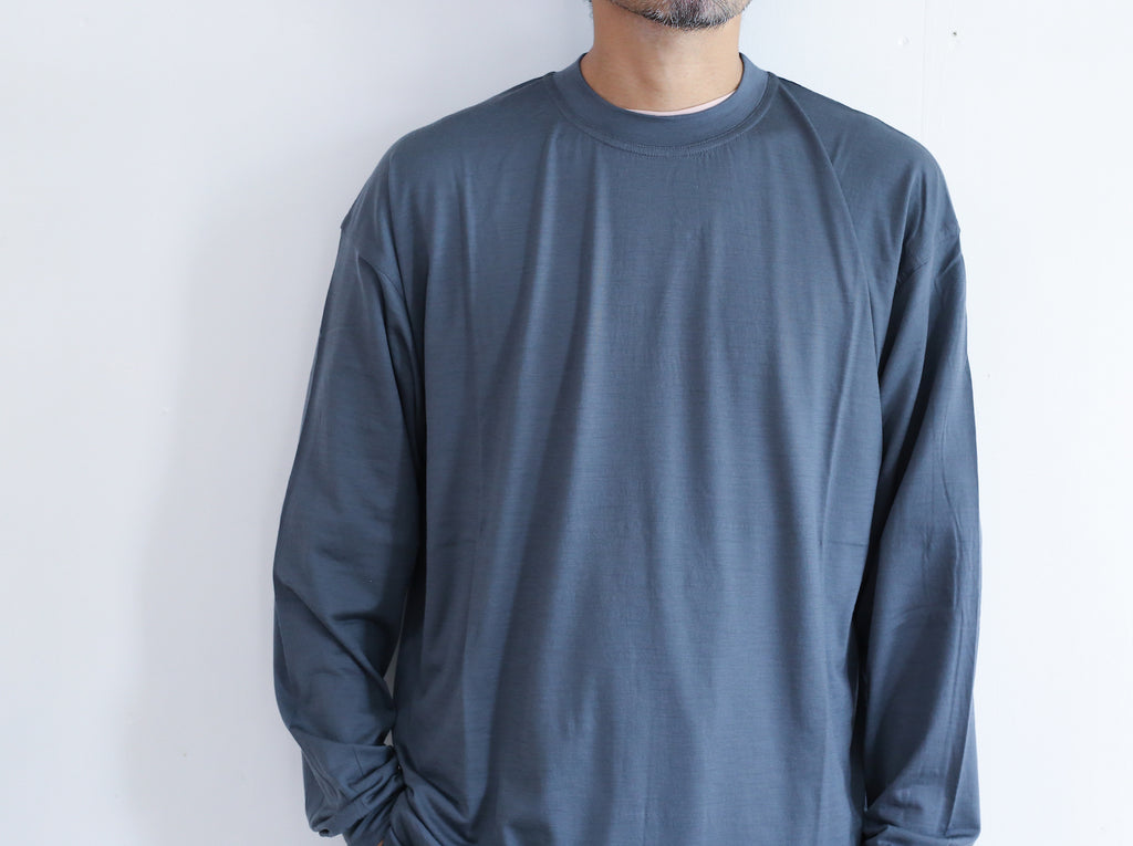 AURALEE WASHABLE LIGHT WOOL JERSEY L/S TEE – Chum!