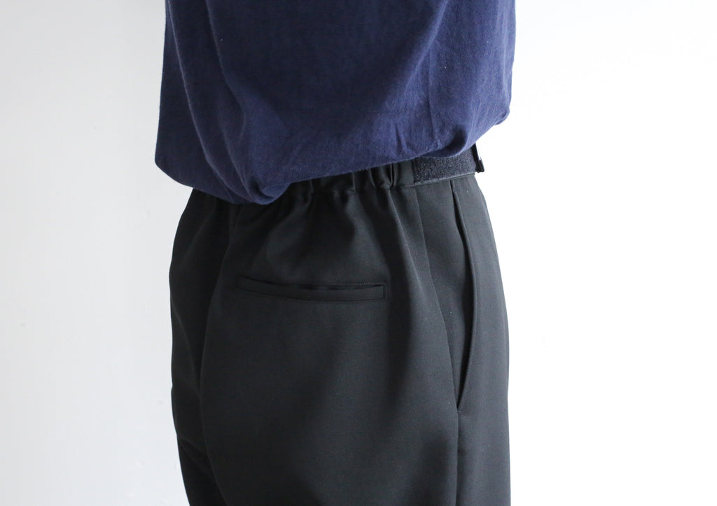 Scale Off Wool Tapered Trousers NAVY - パンツ