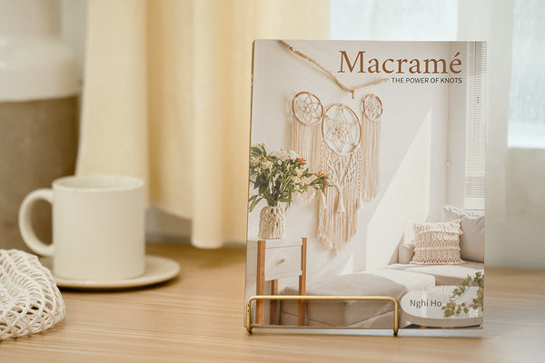 Order my book Macramé: The Power of Knots