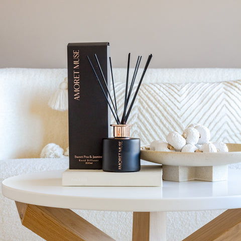 black reed diffuer