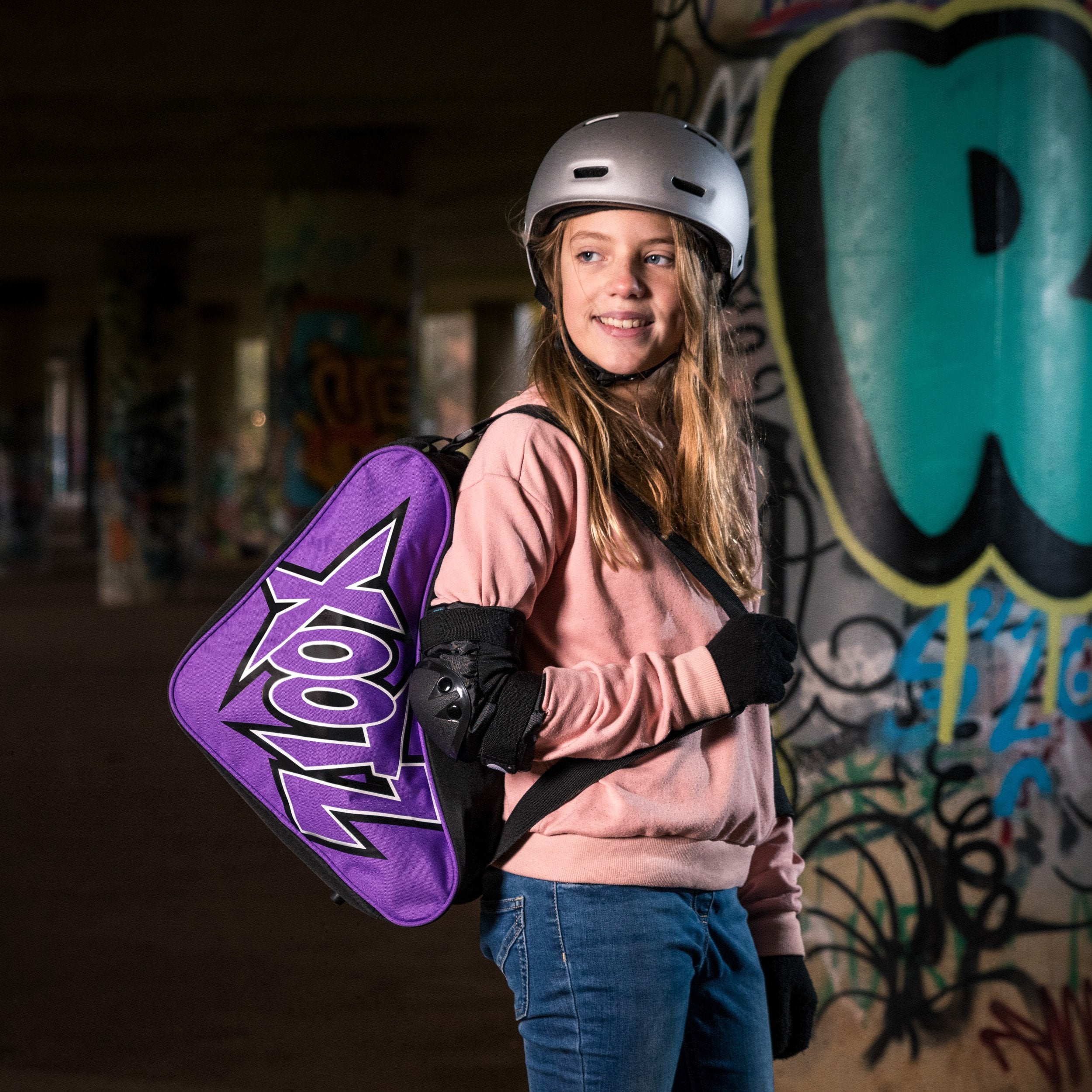 TY6044P_xootz_skate_bag_purple_Z_01_f3e6ec3a-1d64-450b-8b99-e05b1060e719