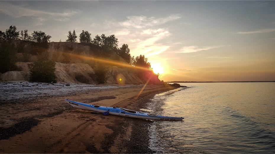 Alex Martin Completes First Solo Circumnavigation of Lake Winnipeg in Record Time