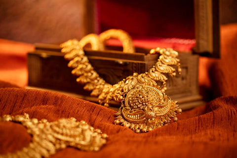 gold in the jewelry industry