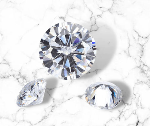 PIERRES DE MOISSANITE