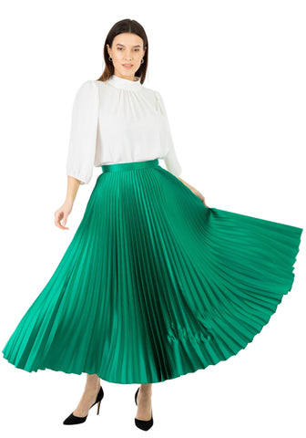 Are Pleated Skirts Still Fashionable in 2024?