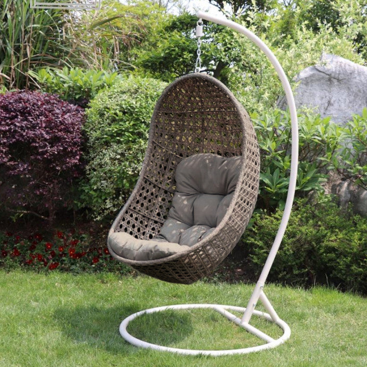 egg chair rathwood