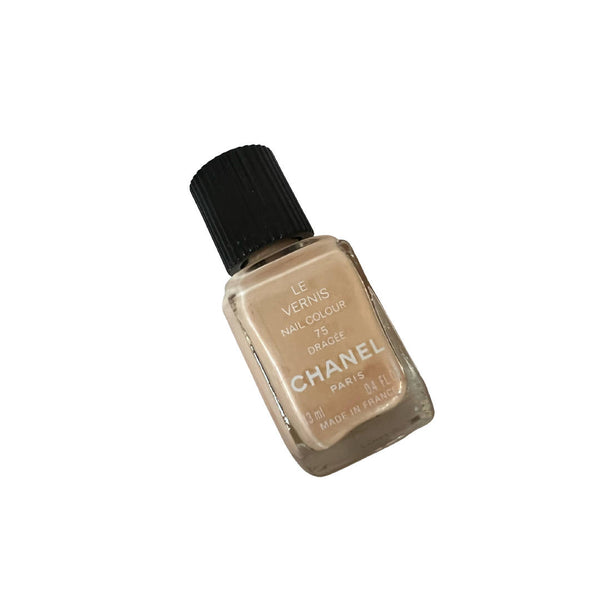 CHANEL LE VERNIS Nail Colour Varnish Polish 487 – The Accessory Circle by X  Terrace