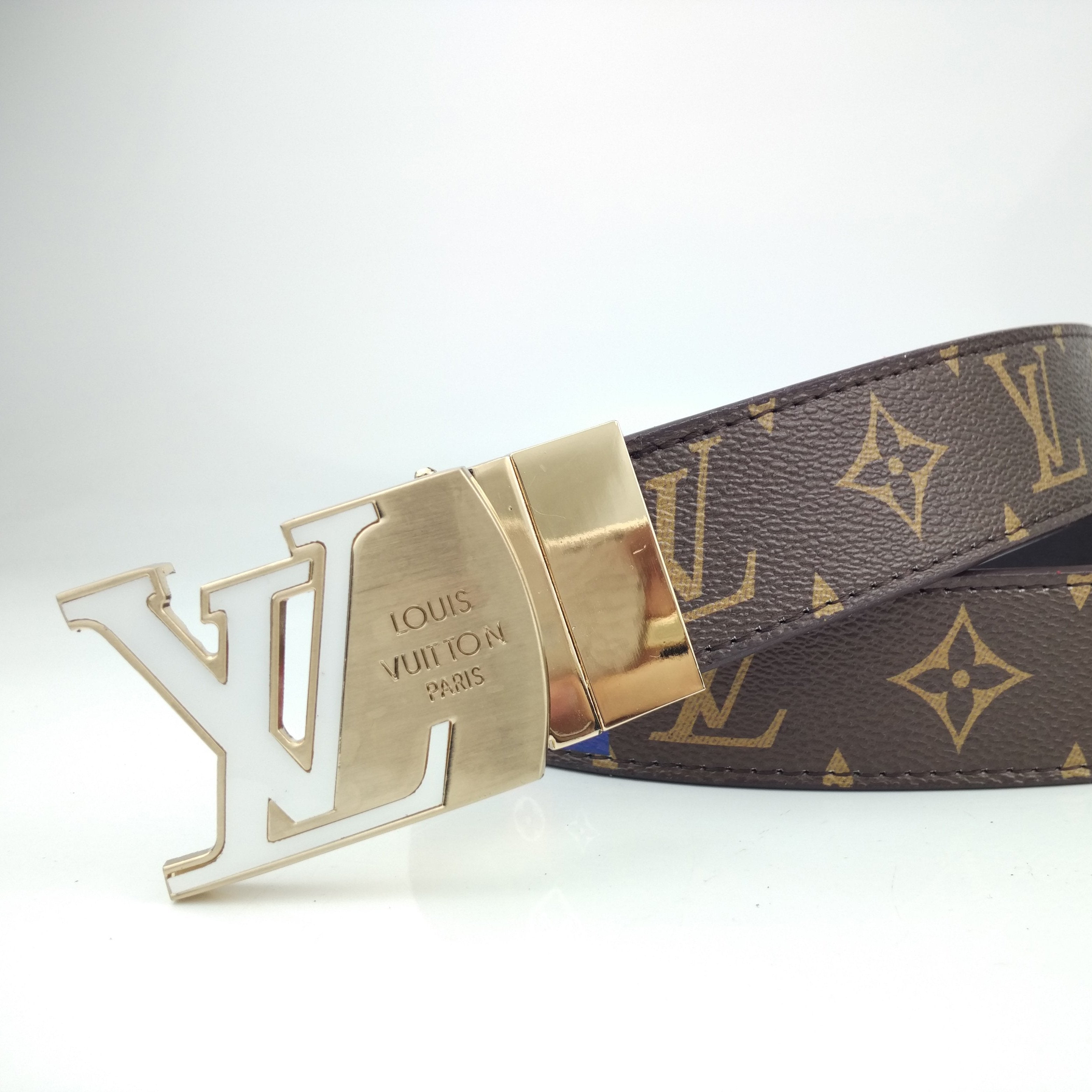 LV Louis Vuitton Fashion Men's and Women's Letter Buckle