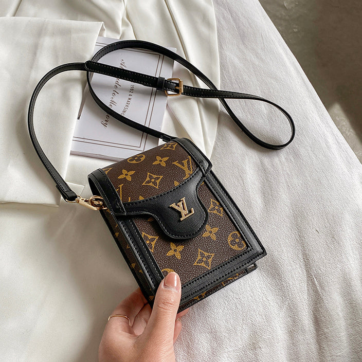Louis Vuitton LV Monogram Canvas phone bag shoulder bag
