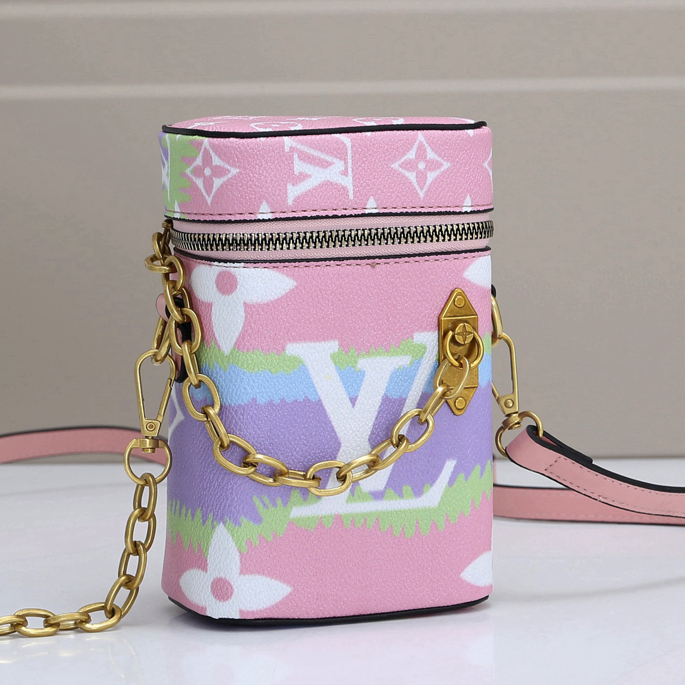 LV Louis vuitton new letter print ladies cosmetic bag chain mess