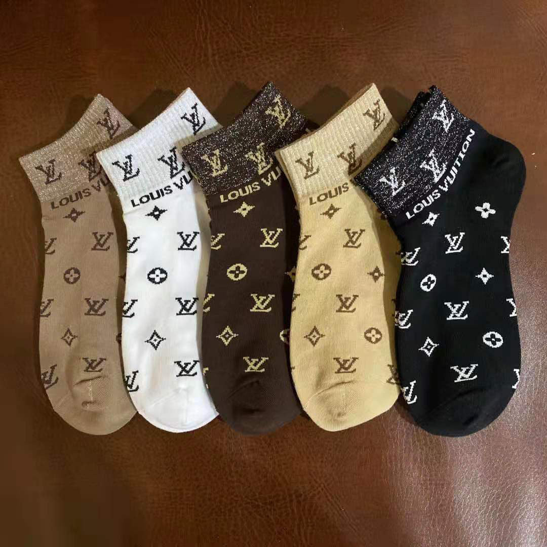 LV Louis vuitton Couple Fashion Casual Sport 100% Cotton Socks