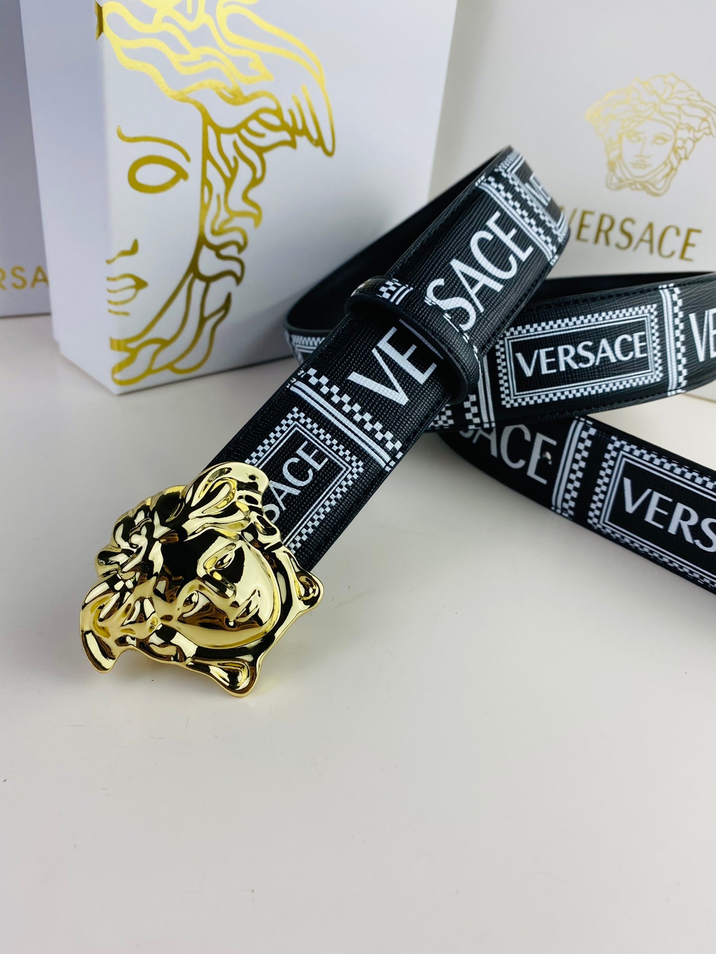 Versace new letter print men's and women's gold buckle b
