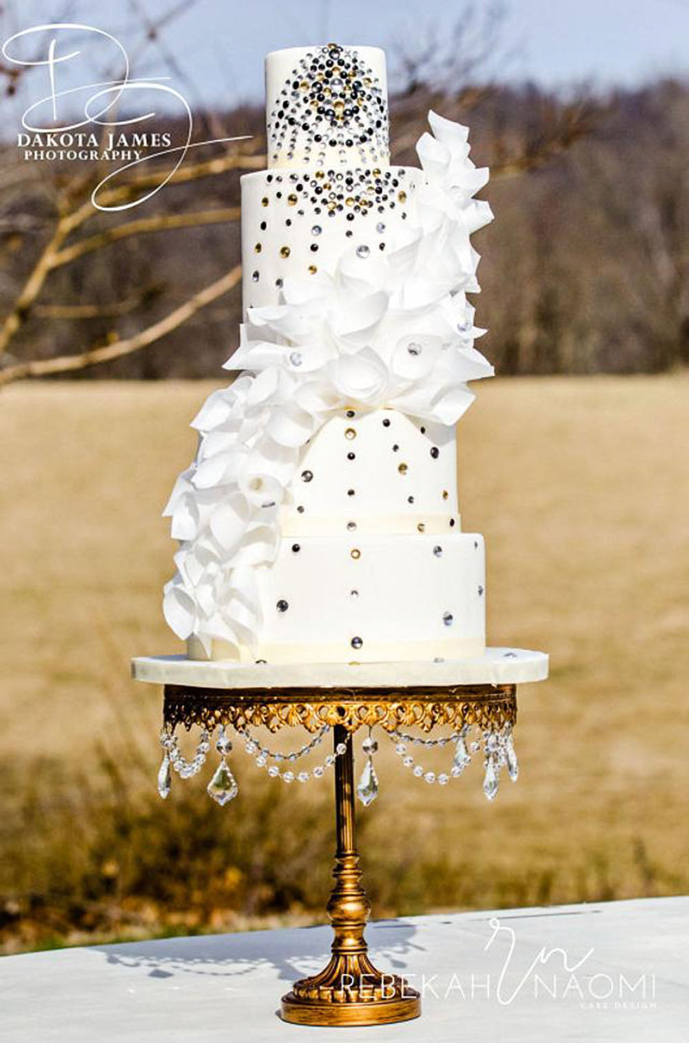 diamond tiered wedding cake