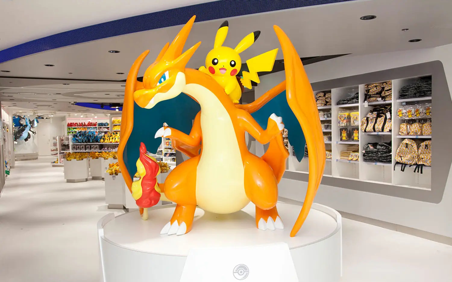 Mega Dracaufeu Pokemon Center