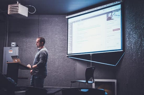 classroom-projector