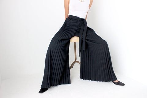 Incredible 70s Pleated Crepe 1 METRE Wide Bell Bottom Flares